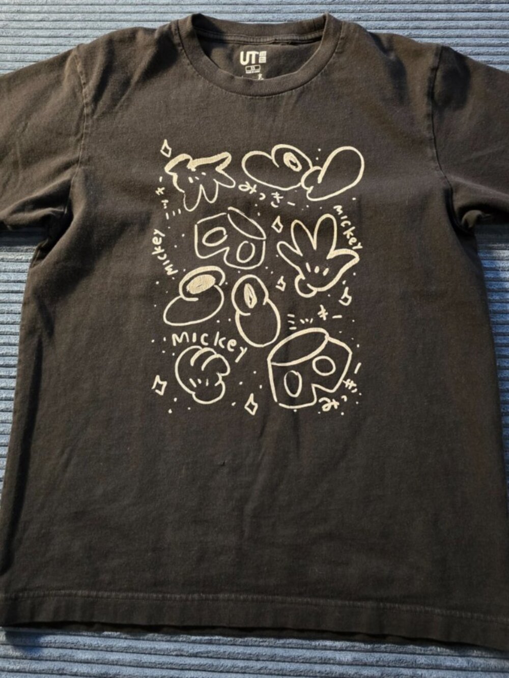 UNIQLO UT Disney Mickey Mouse Tee XS Black | Cartoon Graphic Shirt 100% Cotton